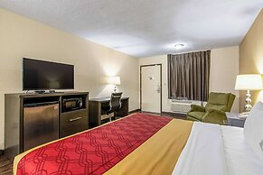 Econo Lodge Inn & Suites Matthews - Charlotte