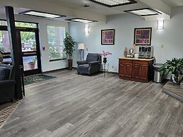 Quality Inn & Suites Vancouver North