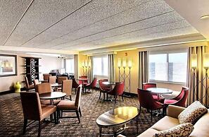 Wyndham Omaha / West Dodge