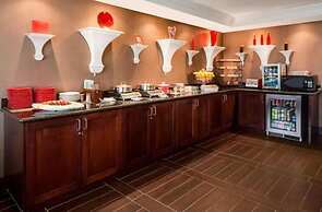 Wyndham Omaha / West Dodge