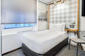 Paramount Times Square