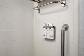 Holiday Inn Express Boston - Saugus by IHG