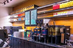 Hilton St. Petersburg Bayfront