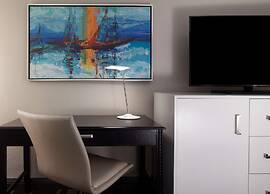 Hilton St. Petersburg Bayfront