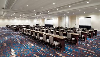 Hilton St. Petersburg Bayfront