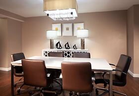 Hilton St. Petersburg Bayfront