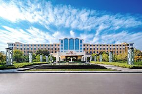 Crowne Plaza Zhengzhou, an IHG Hotel