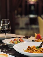 Crowne Plaza Zhengzhou by IHG