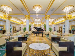 Crowne Plaza Zhengzhou by IHG