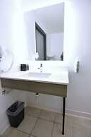 Best Western Point South