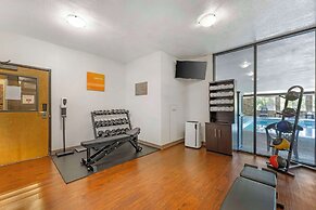 Comfort Suites Near Vancouver Mall