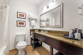 Comfort Suites Near Vancouver Mall