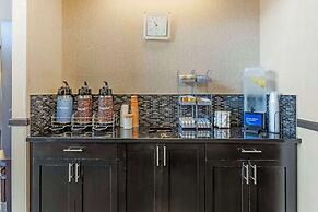 Comfort Suites Near Vancouver Mall