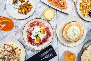 Mayfair House Hotel & Garden