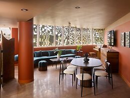 Mayfair House Hotel & Garden