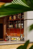 Mayfair House Hotel & Garden