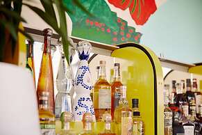 Mayfair House Hotel & Garden