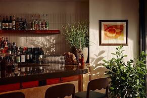 Mayfair House Hotel & Garden