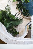 Mayfair House Hotel & Garden