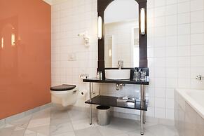 Elite Park Avenue Hotel