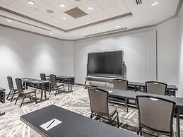 Crowne Plaza College Park - Washington DC by IHG
