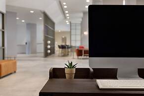 Crowne Plaza College Park - Washington DC by IHG