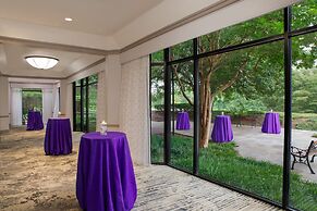 Crowne Plaza College Park - Washington DC by IHG