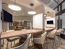 Crowne Plaza College Park - Washington DC by IHG