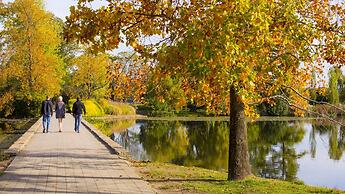 Crowne Plaza Canberra by IHG