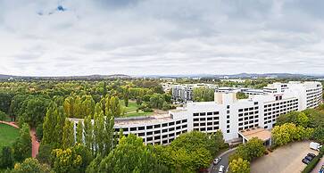 Crowne Plaza Canberra by IHG