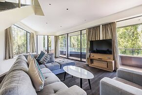 Crowne Plaza Canberra by IHG