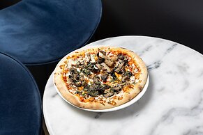 Crowne Plaza Canberra by IHG