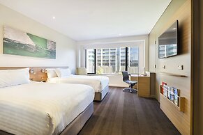 Crowne Plaza Canberra by IHG