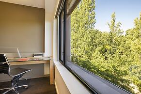 Crowne Plaza Canberra by IHG