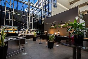 Crowne Plaza Canberra by IHG