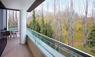 Crowne Plaza Canberra by IHG