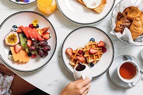 Crowne Plaza Canberra by IHG