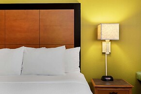 La Quinta Inn & Suites by Wyndham St. Pete-Clearwater Airpt
