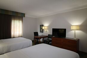 La Quinta Inn & Suites by Wyndham St. Pete-Clearwater Airpt