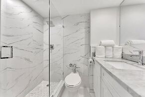 Ocean Manor Beach Hotel