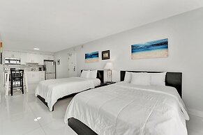 Ocean Manor Beach Hotel