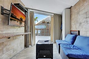 Ocean Manor Beach Hotel