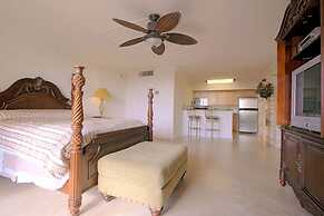 Ocean Manor Beach Hotel