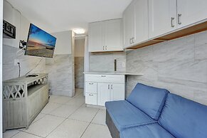 Ocean Manor Beach Hotel