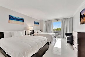 Ocean Manor Beach Hotel