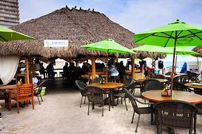 Ocean Manor Beach Hotel