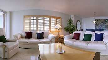 Ocean Manor Beach Hotel