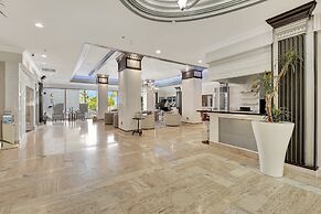 Ocean Manor Beach Hotel