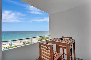 Ocean Manor Beach Hotel