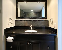 Ocean Manor Beach Hotel